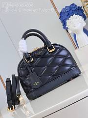 LV Nicolas Ghesquière bag 23.5*17.5*13.5cm 202410906 - 1