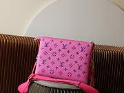 Louis Vuitton PM Pochette Coussin Pink and Blue 26x20x12cm - 5