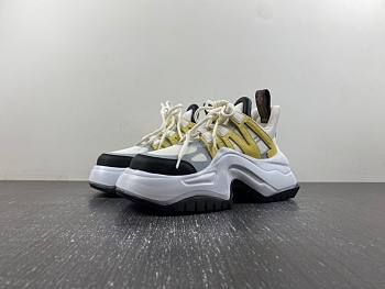 LV sneaker 2024030801