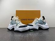 LV sneaker 2023030802 - 4