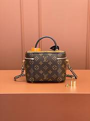 LV Crossbody bag 19*13*11CM - 5