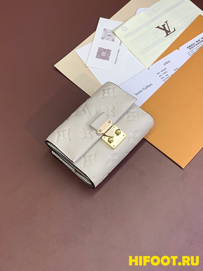 LV wallet 02 11.5*8.5*4CM - 1