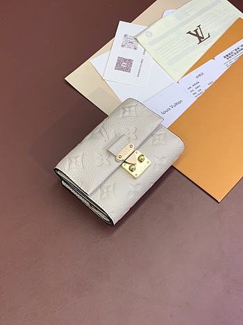 LV wallet 02 11.5*8.5*4CM