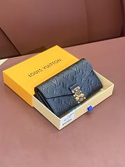 LV wallet 02 19*10.5*2CM - 1