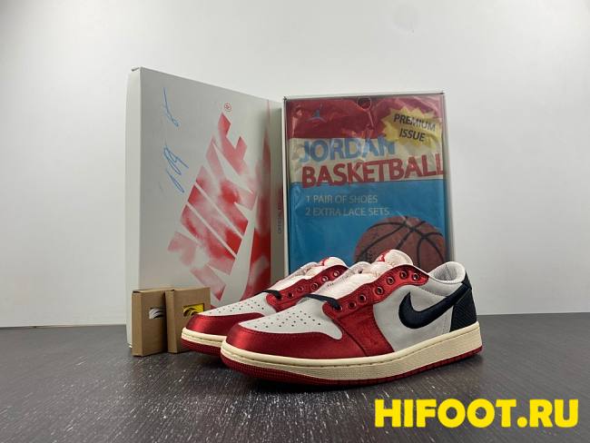 Air Jordan 1 Retro Low OG Trophy Room Away  FN0432-100 - 1