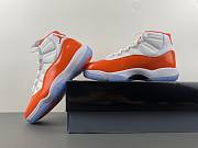 Air Jordan 11 florida Gators White Orange  - 3