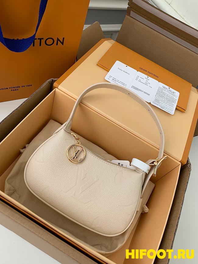 LV Mini Moon 20.5*11*5CM 2024042901 - 1