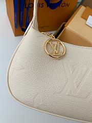 LV Mini Moon 20.5*11*5CM 2024042901 - 2