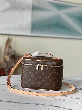 LV LOUIS VUITTON  Nice BB Vanity Cosmetic Bag M42265 24CM