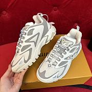 LV sneaker 2024051003 - 2