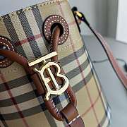 Burberry 2024052001 16.5*11*18.5CM - 5