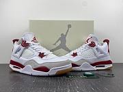 Air Jordan 4 Retro SB Varsity Red  - 4