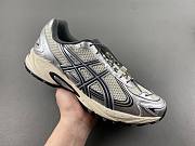 ASICS Gel-Kahana TR V4 Silver White 1203A497-200 - 2