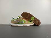 Nike SB Dunk Low Escargot  FQ7585-200 - 3