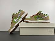 Nike SB Dunk Low Escargot  FQ7585-200 - 2