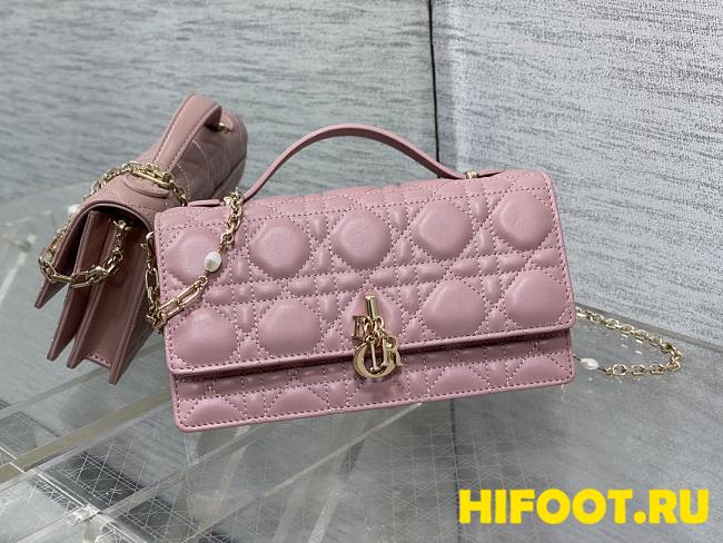 DIOR My Dior Mini Bag Antique Pink Cannage Lambskin 21*11*5CM - 1