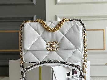 Chanel 19 bag 26CM 2024082002