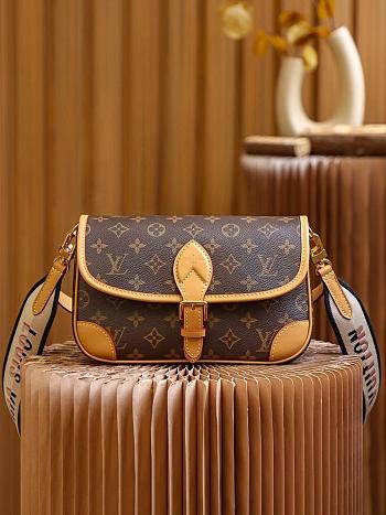 LV Diane bag 25CM 2024090401