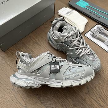 Balenciaga track 2024090801