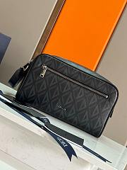 Dior Toiletry Bag24.5*14.5*13CM  - 1