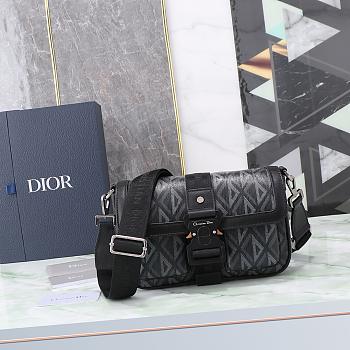 Dior Hit the Road Messenger Bag with Flap 27*17*9CM