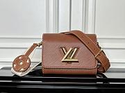 LV twist traveler M24758 19CM - 1