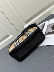 Burberry Nylon crossbody bag  22.5*6.5*16CM  - 5