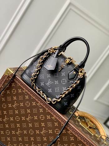 LV Alma BB black 23.5x17.5x11.5cm