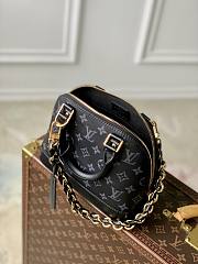 LV Alma BB black 23.5x17.5x11.5cm - 5