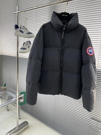 Canada Goose 2024111501