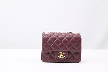 Chanel Classic Mini Flap 17 cm 2024112601