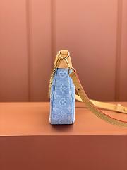 LV Louis Vuitton Loop Sky Blue Denim 23*13*6CM - 5
