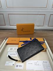 LV wallet black 19CM 2024120301 - 1