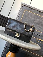 Chanel small Grained Shiny Calfskin & Gold-Tone Metal Flap Bag 22CM 2024120602 - 1