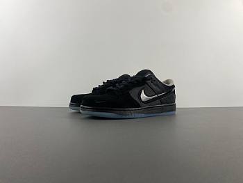 Nike Dunk Low Ducks of a Feather Black University of Oregon PE  HV1470-001