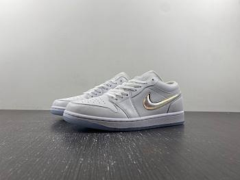 Jordan 1 Low SE Glitter Swoosh  FQ9112-100