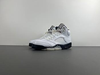 Air Jordan 5 Retro White Black  DD0587-110