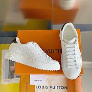 LV sneaker 2025020701 - 1