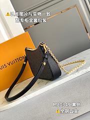 LV easy pouch on strap monogram empreinte 19CM  - 3