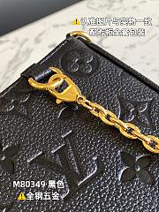 LV easy pouch on strap monogram empreinte 19CM  - 2