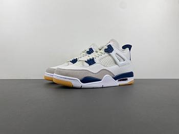 Jordan 4 Retro SB Navy  DR5415-100