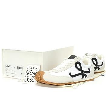 LOEWE Ballet Runner 2.0 2025031401