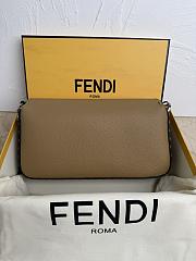 Fendi Baguette 26*13*6CM - 3