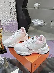 LV sneaker 2025031801 - 1