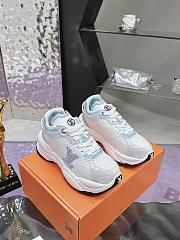 LV sneaker 2025031802 - 4