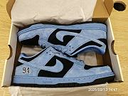 Supreme x Nike SB Dunk Low HQ8487-400 - 1