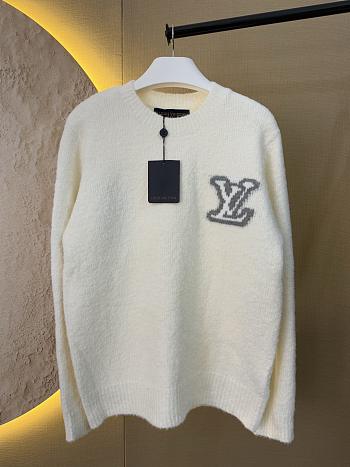 LV sweather 2025031902