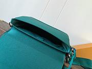 LV Takeoff Messenger  Aerogram 28*24*10CM - 6