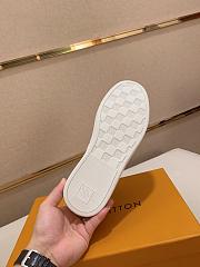 LV sneaker 2025032002 - 4