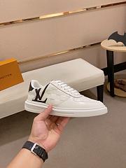 LV sneaker 2025032002 - 3
